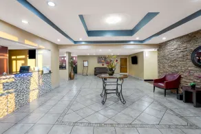 Rodeway Inn Brandon - Jackson East - Vestíbulo