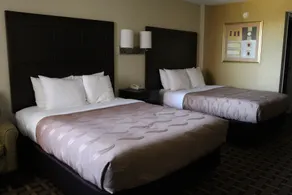 Quality Inn Conway - Greenbrier - Room