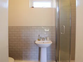 The Stables - Bathroom
