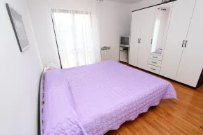 Rooms and Apartment Sanja - Habitación