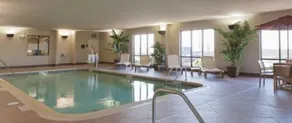 Hampton Inn Macomb - Pool