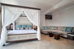 Sundara Oceanside Villa - Værelse