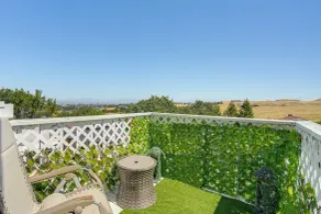 Bay & Hill Views: Modern Hercules Home - Interiør