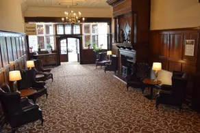 Russ Hill Hotel - Recepción