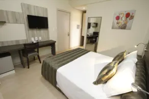 SKY VILLE HOTEL GRAMADO - Localização privilegiada entre Gramado e Canela - Camera
