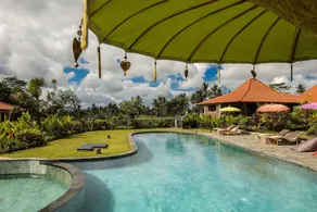 Kampung Uma Dawa Villas and Spa - Piscina