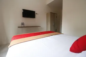 Reddoorz near Jalan Ahmad Yani Banjarmasin - Chambre