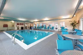 TownePlace Suites by Marriott Louisville North - Piscine