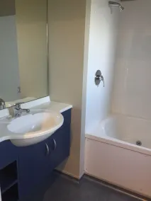 Bay City Motor Lodge - Baño