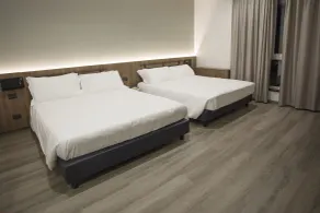 Moody smart & comfy Hotel - Zimmer