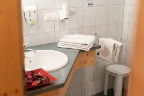 Hotel Garni Oasis Loipersdorf - Baño