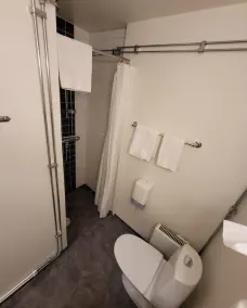 Hotel Emma - Bathroom