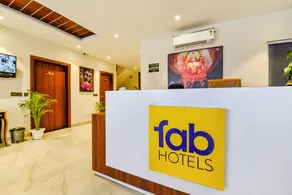 FabHotel Pravaasam Residency - Reception