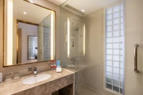 Holiday Inn Express Shenyang Golden Corridor by IHG - Bathroom