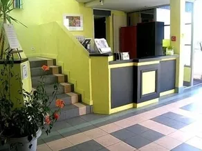 Logis Hôtels - Le Pont Bernet - Hotel 2 étoiles et restaurant - Reception