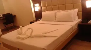 Krishna Avatar Stay Inn - Room