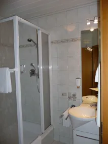 Hotel-Gasthaus Steiger - Bathroom