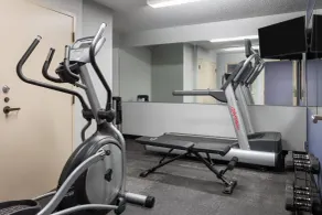 AmericInn by Wyndham Urbana Champaign University Area - Salle de remise en forme