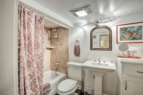 4 Mi to French Quarter: NOLA Apt w/ Garden Patio - Innvendig