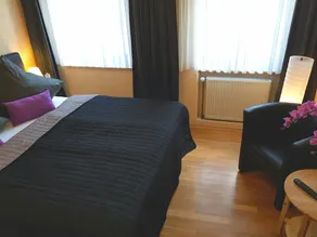 Hotel Exquisite - Room