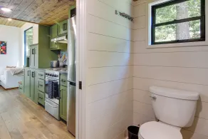 Upscale + Modern Tiny Cabin on Cane River! - Innvendig