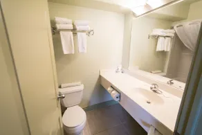 Nova Inn Edson - Badezimmer