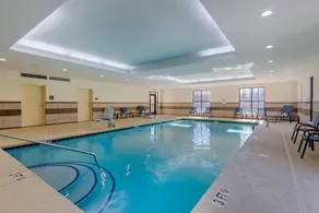 Comfort Suites Piedmont - Greenville South - Piscine