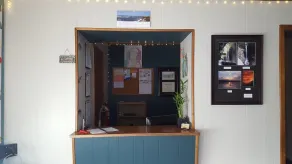 The Local Hostel - Reception