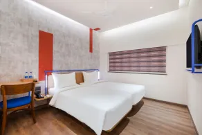 7 Apple Hotel Nashik - Room