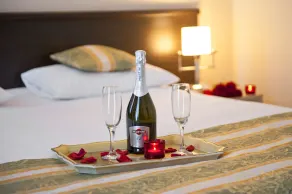 Manhattan Hotel & Restaurant - Room