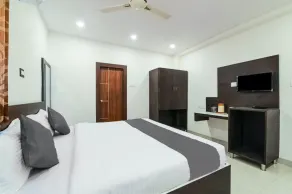 Sri Raghavendra Inn - Chambre