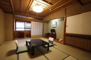 Tokiwaya - Camera