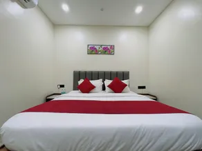 Srimad Hotel - Room