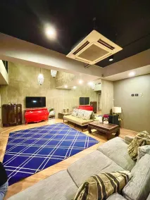 Collection O The Spades Hostel - Hall