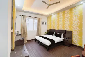 Townhouse Sector 51 Noida Near Metro Station - Zimmer