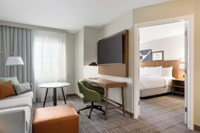 Staybridge Suites Wichita by IHG - Room