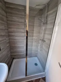 Easy Rooms - London Luton Airport - Salle de bain