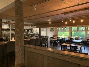 Woodbridge Inn & Tavern - Restaurant