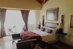 Fox & Squirrel - Room