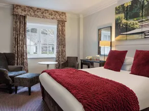 Sunday Box Hill Burford Bridge Hotel - Room