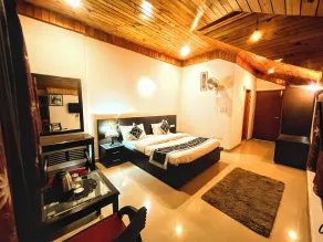 6th Element Cottages - Camera