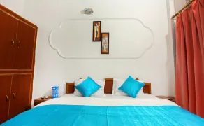 Raj Resort - Room