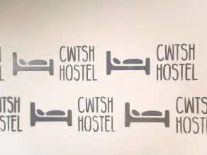 Cwtsh Hostel Central Swansea, Social & Modern, Near Train Station - Recepción