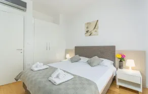 Maj Premium Residence - Room