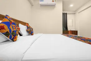 FabHotel Sb Palace - Chambre