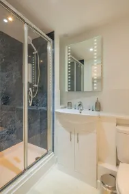 Old Bakery - Bathroom