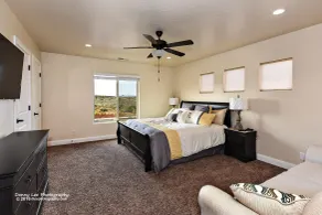 Red Rock Vista - Rom