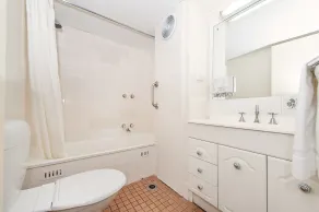 Albury Winsor Park Motor Inn - Bathroom