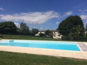 Logis de Chenac - Chambres et table d'hôtes - Pool