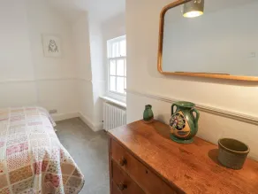 Merywen Cottage - Room